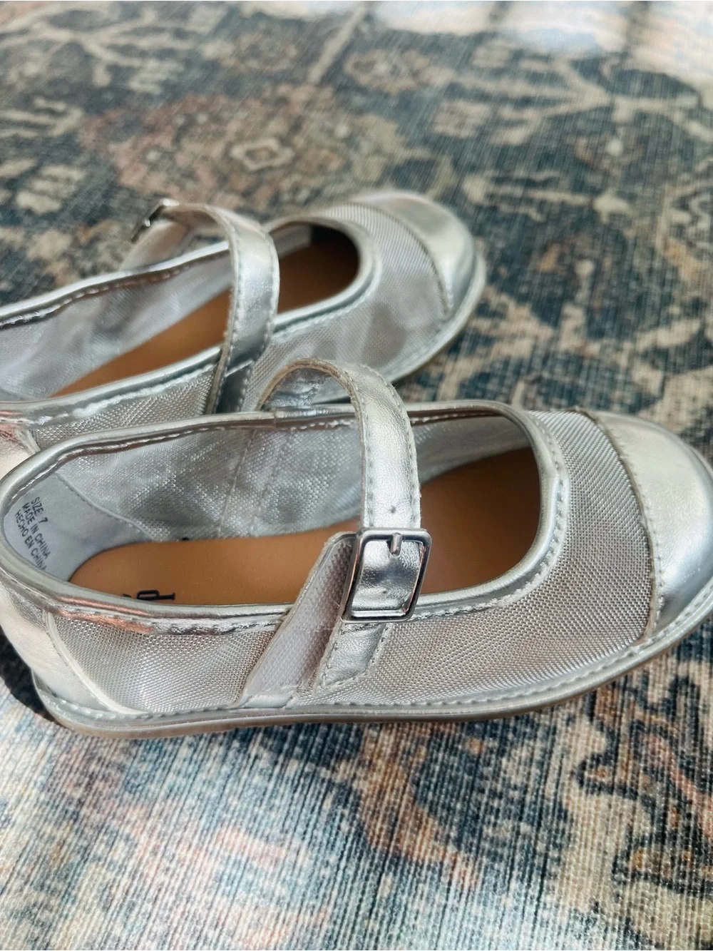 GAP Kids Silver Mary Jane Shoes - Size toddler  7